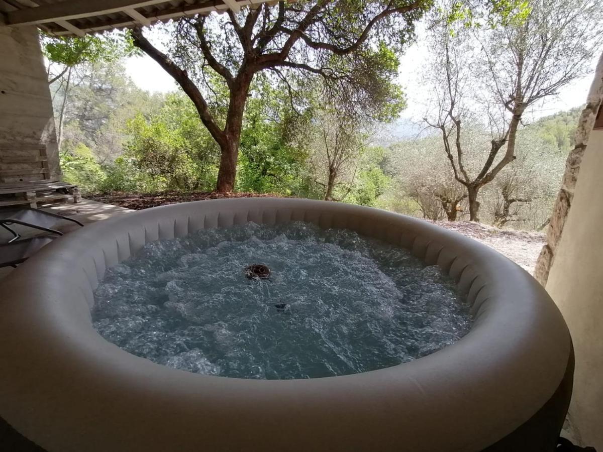Sejour En Pleine Nature, Vue Imprenable, Jacuzzi Contes  Bagian luar foto